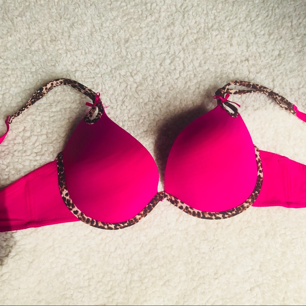 Fredericks of Hollywood Pink Animal Print Bra 34D